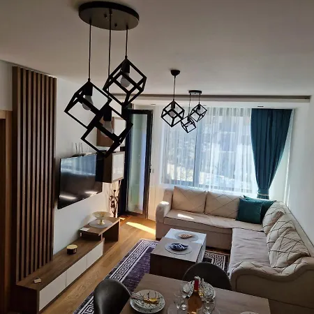 Helena Lux Apartment *