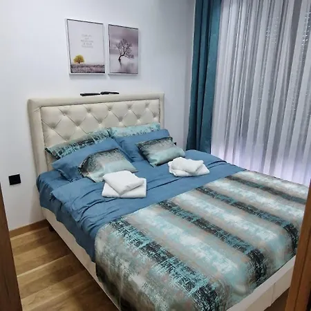 Apartament Helena Lux *
