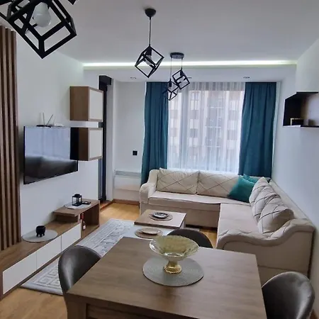 Appartement Helena Lux *