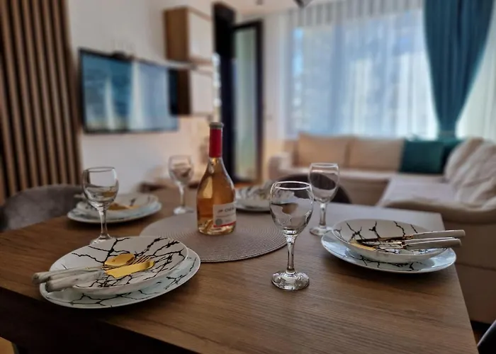 Helena Lux ズラティボール