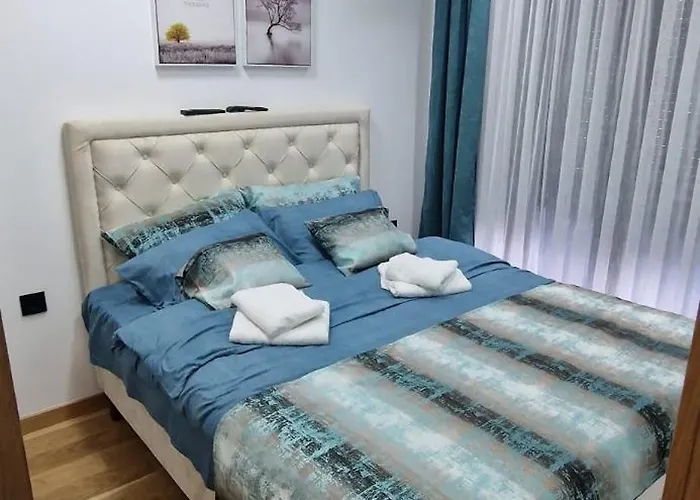 Apartment Helena Lux *