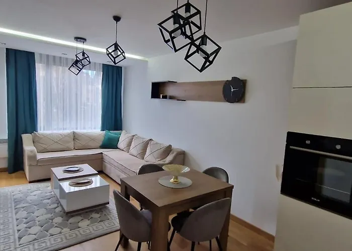 Apartment Helena Lux *